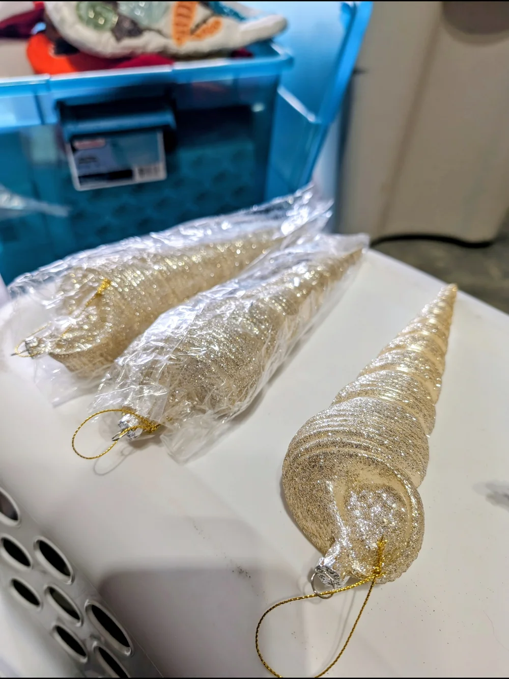 Pier 1 Gold Glitter Spiral Shell Holiday Ornament